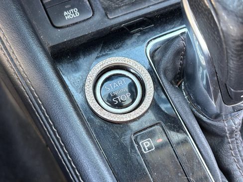 Used 2021 Nissan Kicks SR FWD image 28