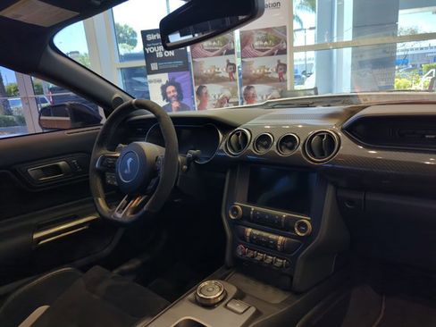 Used 2021 Ford Mustang Shelby GT500 w/ Technology Package RWD image 23