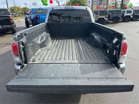 Used 2021 Toyota Tacoma TRD Sport image 36