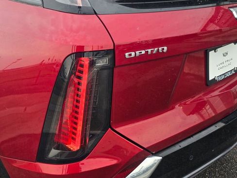 New 2026 Cadillac Optiq Luxury 1 RWD image 11