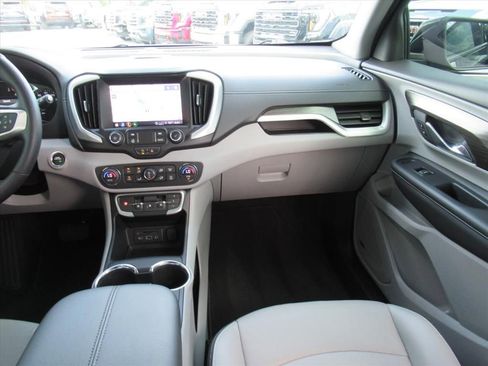 Used 2023 GMC Terrain SLT w/ Infotainment Package II FWD image 14