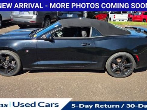 Used 2017 Chevrolet Camaro SS RWD image 5