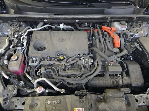 Used 2022 Toyota RAV4 XSE w/ Premium Package image 5