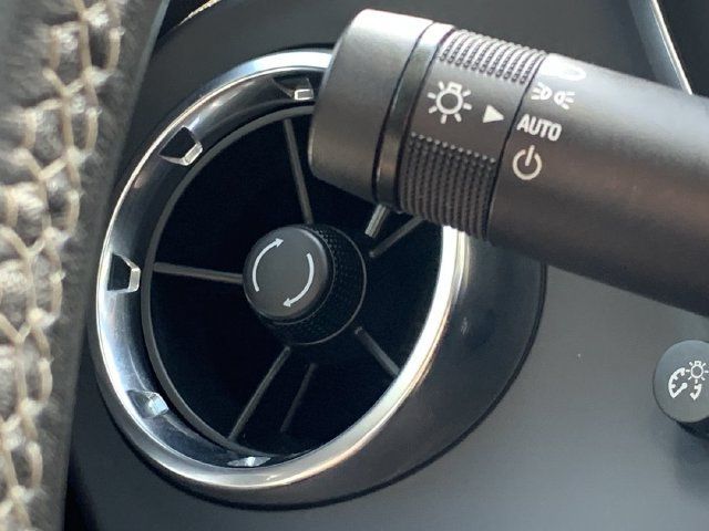Used 2023 Chevrolet Camaro LT RWD image 15