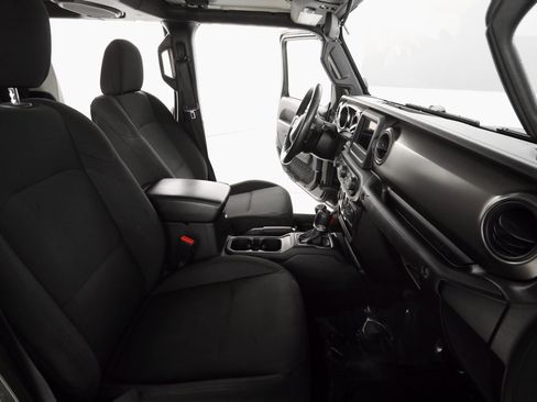 Certified 2021 Jeep Gladiator Sport image 13