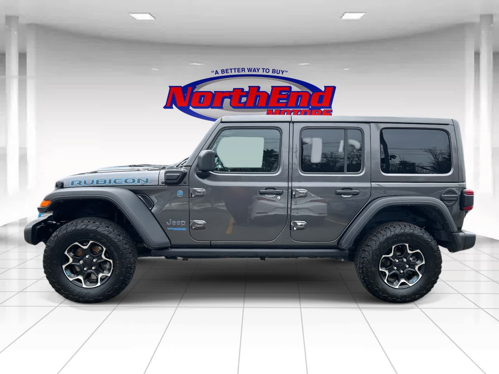 Used 2021 Jeep Wrangler Unlimited Rubicon 4xe w/ Dual Top Group AWD/4WD image 6