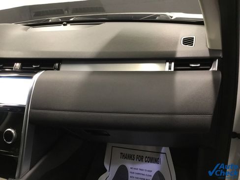 Used 2021 Land Rover Discovery Sport S image 40