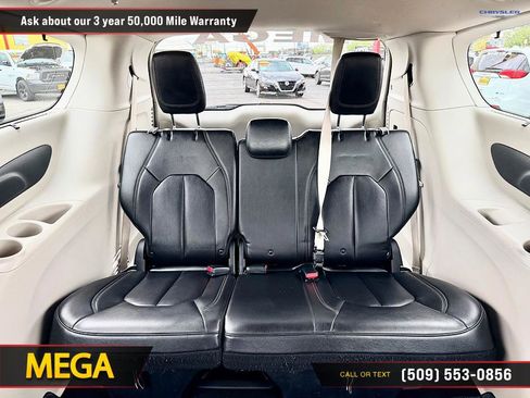 Used 2017 Chrysler Pacifica Touring-L FWD image 21