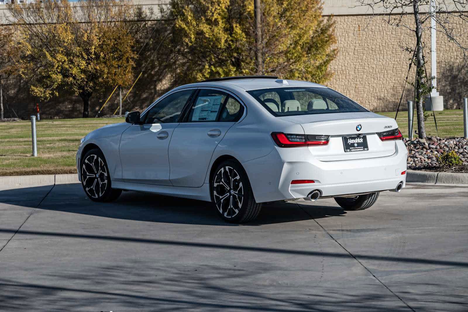 Used 2026 BMW 330i Sedan w/ Premium Package RWD image 2