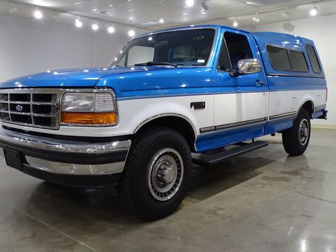 Used 1994 Ford F250 2WD Regular Cab image 3