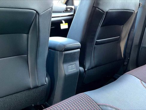 New 2026 Nissan Kicks SR image 20