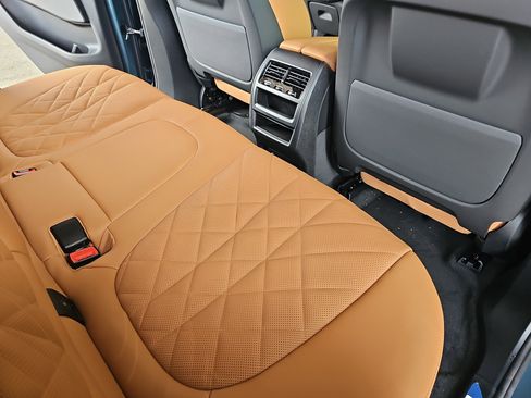 New 2026 BMW X5 xDrive40i w/ Premium Package AWD/4WD image 11