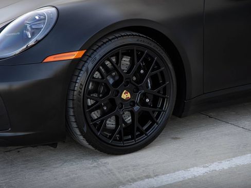 Used 2024 Porsche 911 Targa 4 GTS AWD/4WD image 9
