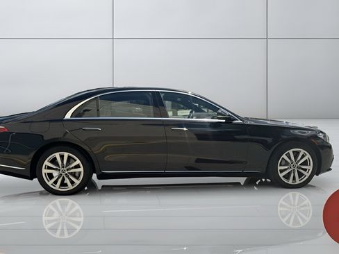Used 2025 Mercedes-Benz S 500 4MATIC image 9