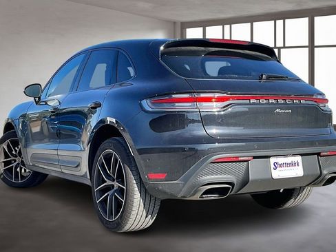 Used 2023 Porsche Macan Turbo image 4