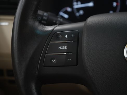 Used 2010 Lexus RX 350 AWD image 25