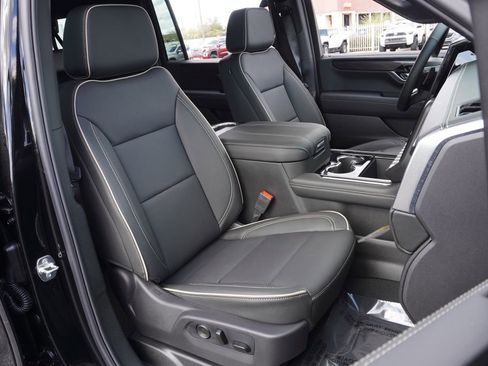 New 2026 GMC Yukon XL Elevation RWD image 14