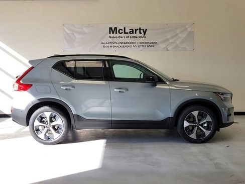 New 2026 Volvo XC40 B5 Plus w/ Protection Package Premier image 2
