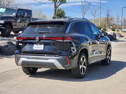 New 2026 Volkswagen Tiguan SE image 4