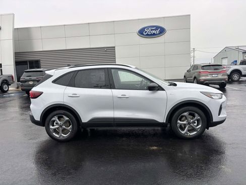 New 2026 Ford Escape ST-Line w/ Tech Pack #1 image 8