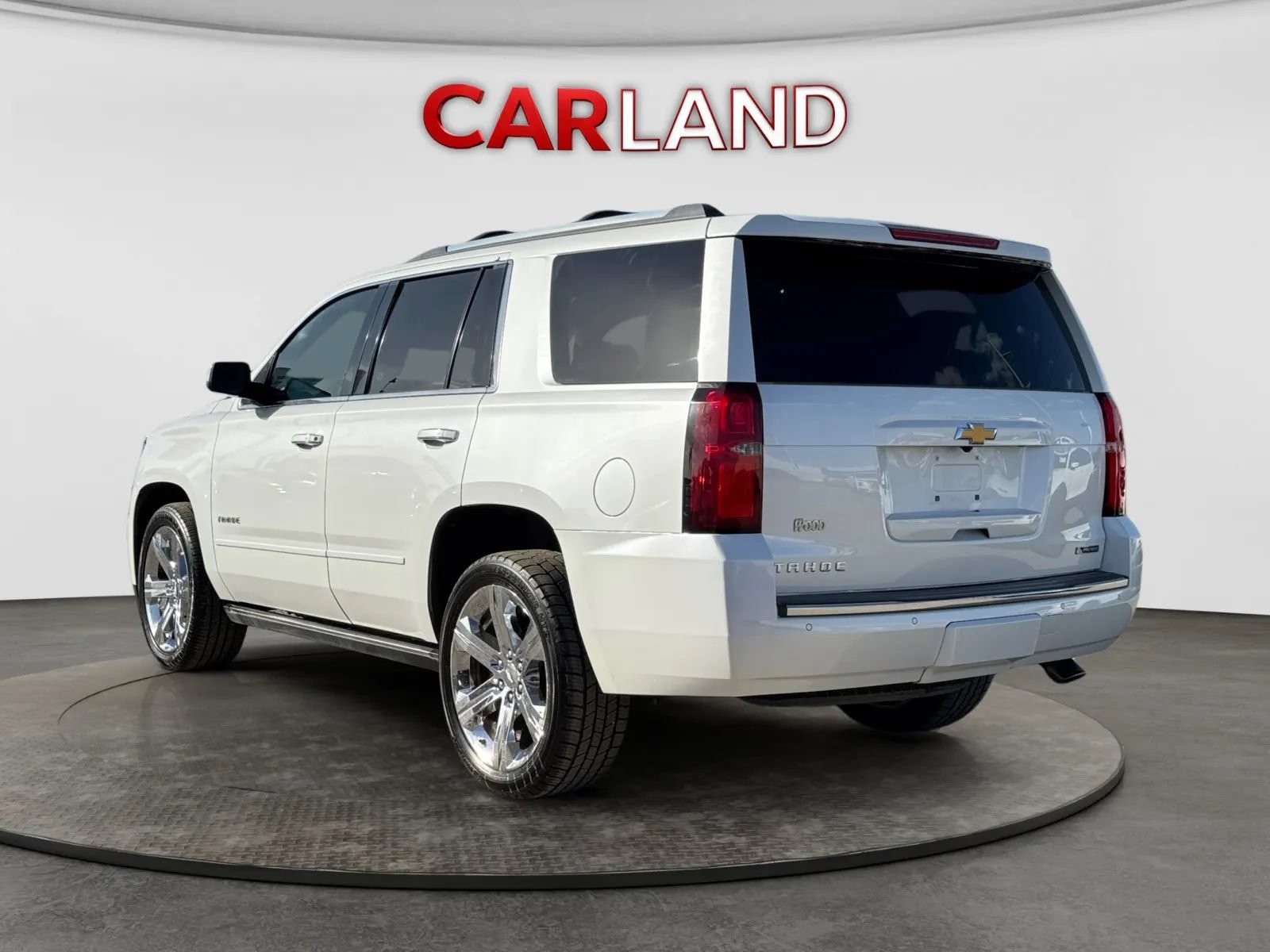 Used 2017 Chevrolet Tahoe Premier AWD/4WD image 4