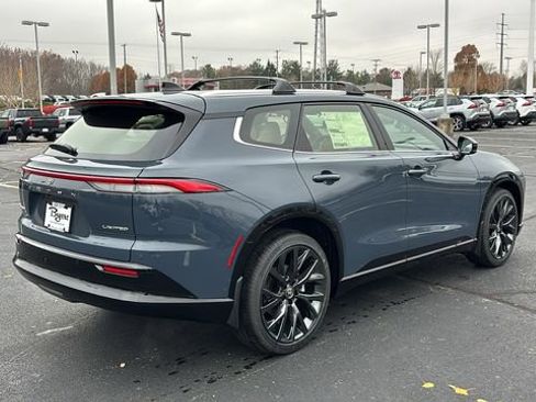 New 2025 Toyota Crown Signia w/ Advanced Technology Package image 33