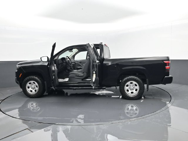 Used 2022 Nissan Frontier S AWD/4WD image 28