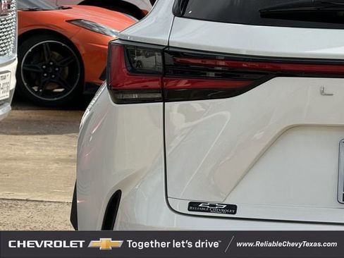 Used 2025 Lexus NX 450h+ AWD w/ Accessory Package (2T) image 9