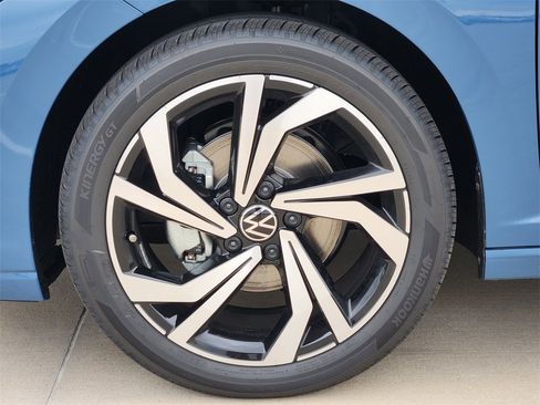 New 2026 Volkswagen Jetta SEL image 8