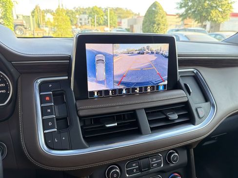 Used 2021 Chevrolet Tahoe High Country w/ Premium Package AWD/4WD image 30