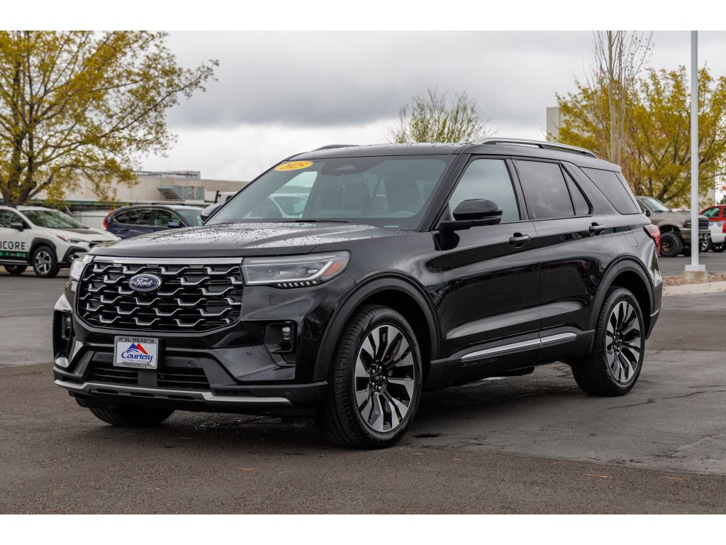 Used 2025 Ford Explorer Platinum w/ LUX Leather Package AWD/4WD image 7