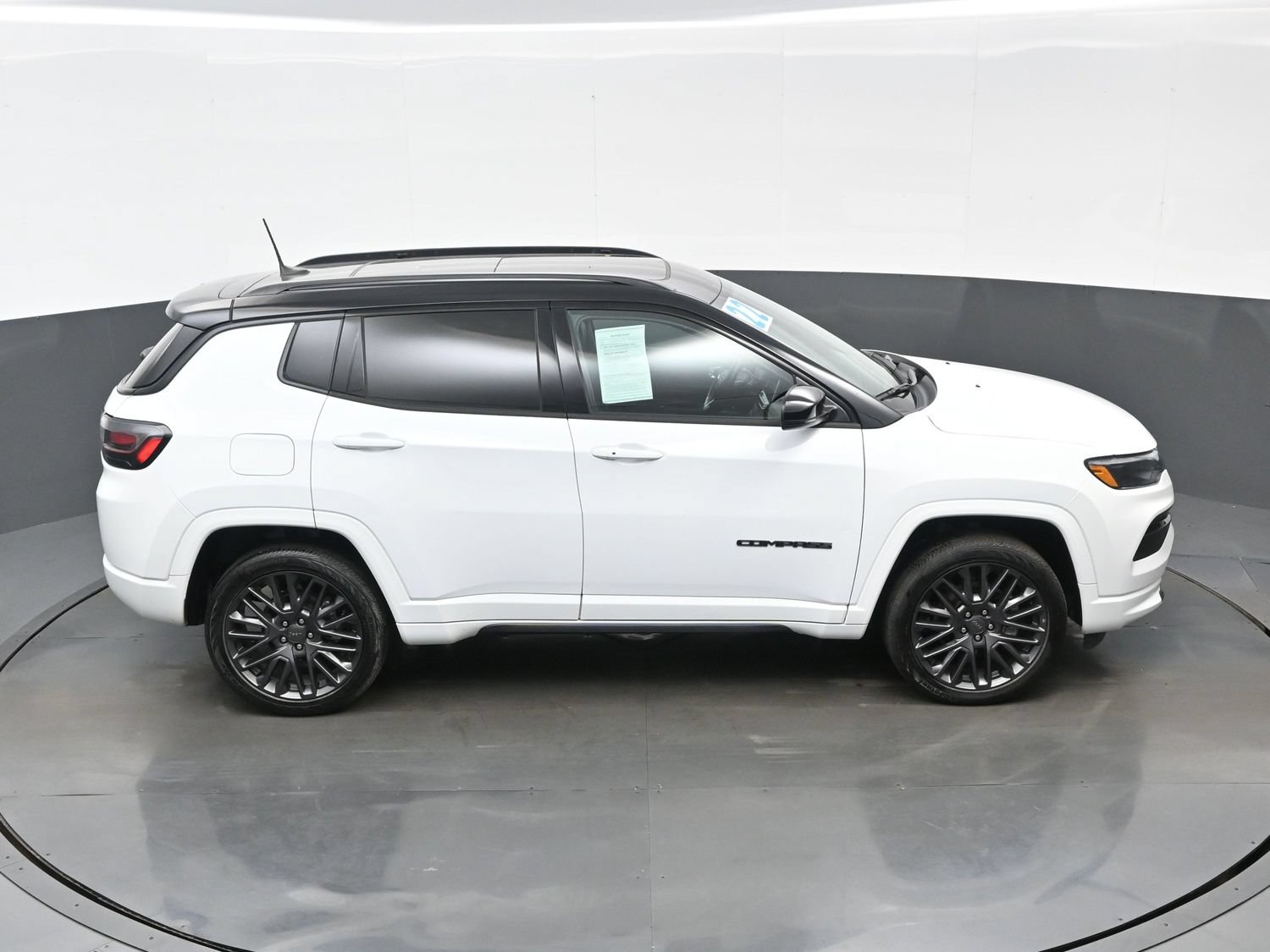 Used 2022 Jeep Compass High Altitude AWD/4WD image 43