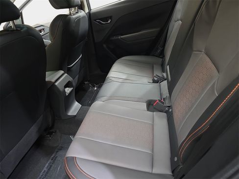 Used 2025 Subaru Crosstrek 2.5i Limited w/ Crosstrek Mirror Package image 16