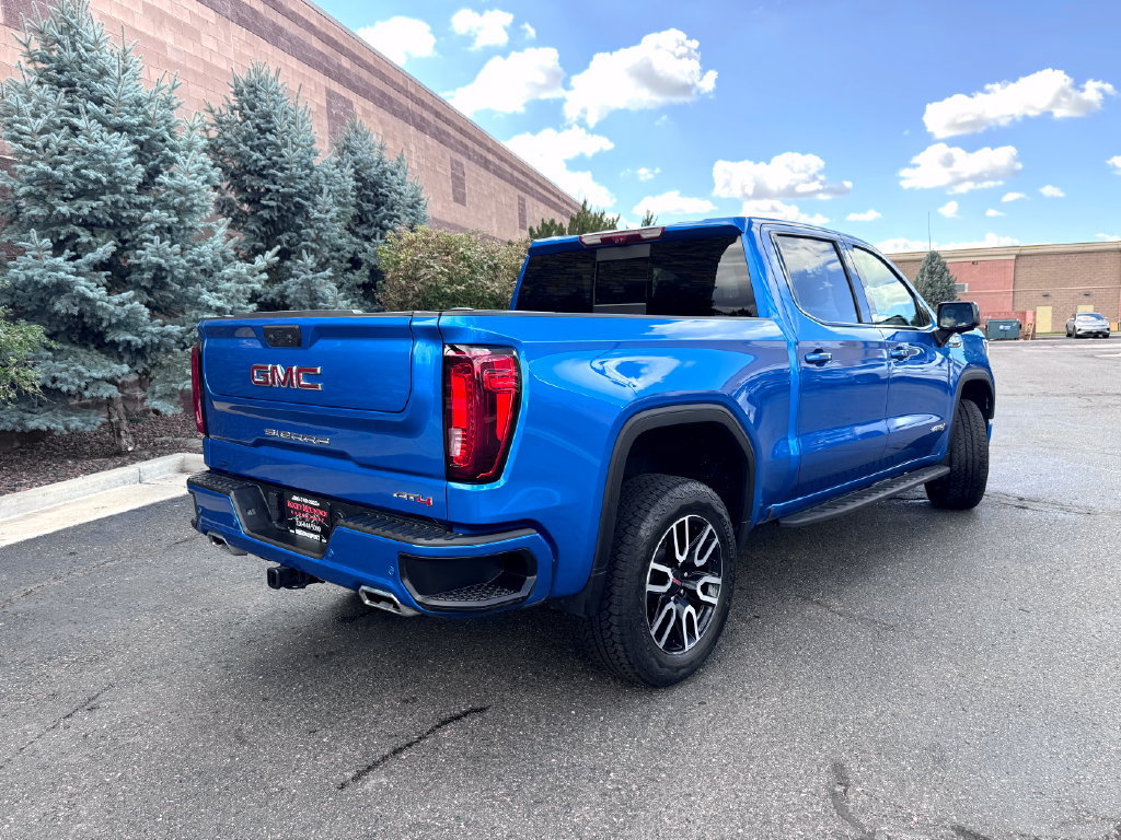 Used 2024 GMC Sierra 1500 AT4 w/ Technology Package AWD/4WD image 8