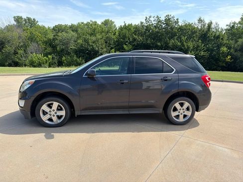 Used 2016 Chevrolet Equinox LT w/ Convenience Package FWD image 2
