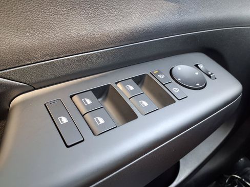 Used 2026 Hyundai Kona SEL Sport FWD image 18
