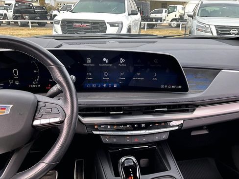 Used 2024 Cadillac XT4 Sport image 6