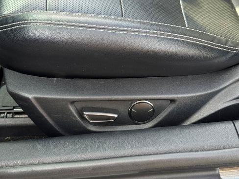 Used 2019 Ford Mustang Premium RWD image 13