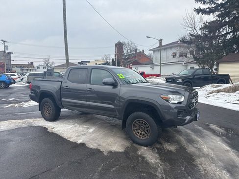 Used 2023 Toyota Tacoma SR5 image 7
