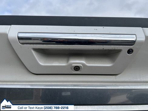 Used 2015 Ford F150 Platinum w/ Technology Package image 12