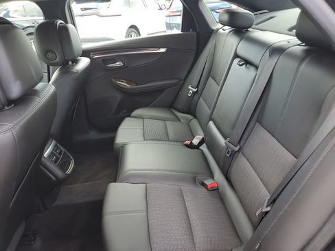 Used 2014 Chevrolet Impala LT FWD image 8