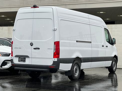 New 2025 Mercedes-Benz Sprinter 2500 image 5