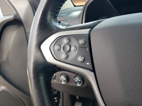 Used 2022 Chevrolet Colorado LT w/ Luxury Package image 38