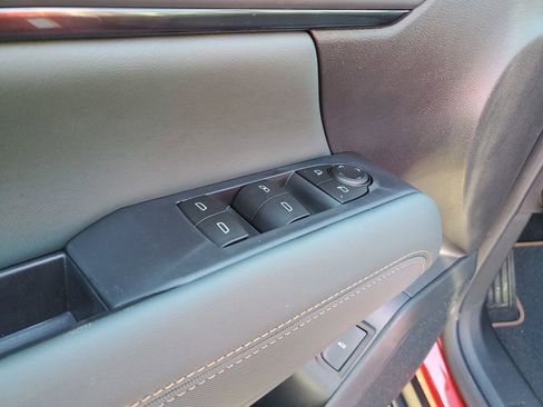 New 2026 GMC Terrain AT4 w/ Convenience Package III image 15