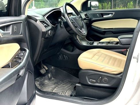 Used 2019 Ford Edge SEL w/ Equipment Group 201A FWD image 10