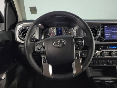 Used 2022 Toyota Tacoma SR5 w/ Technology Package AWD/4WD image 21