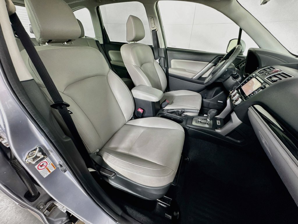 Used 2017 Subaru Forester 2.5i Limited AWD/4WD image 35
