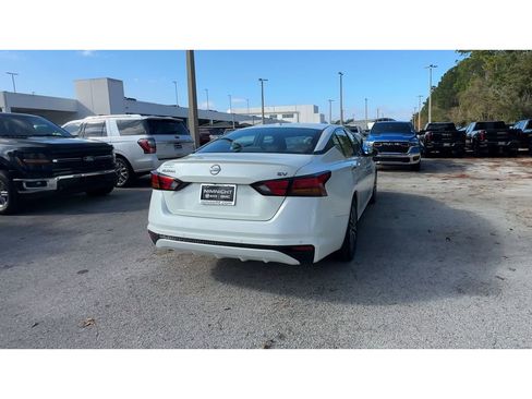 Used 2023 Nissan Altima 2.5 SV image 8