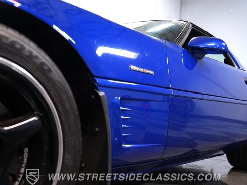 Used 1996 Chevrolet Corvette Coupe RWD image 19