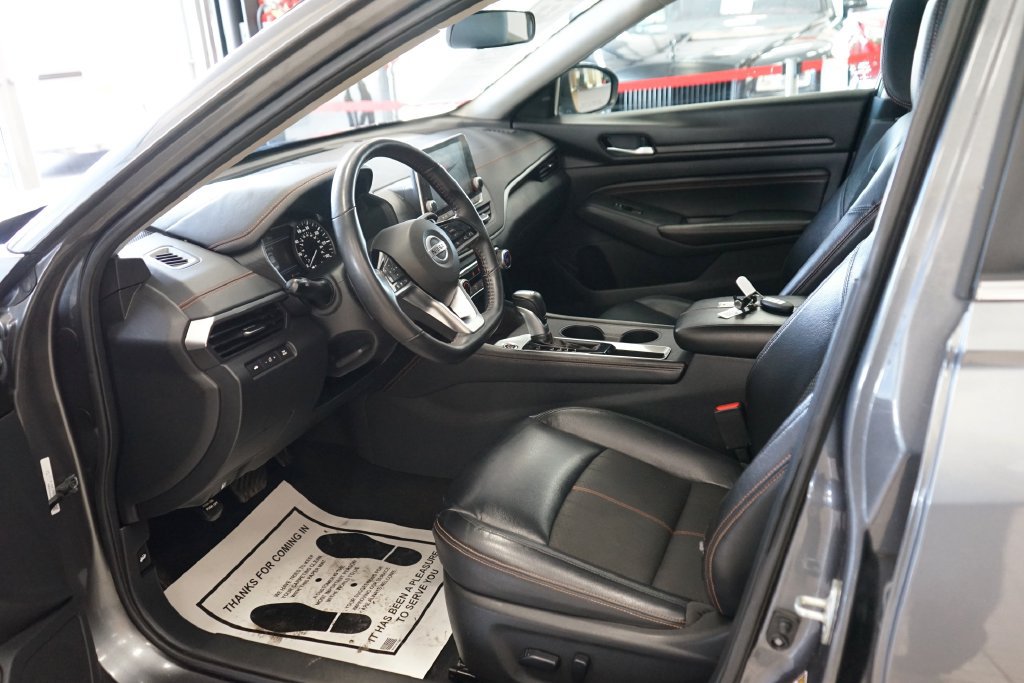 Used 2021 Nissan Altima 2.5 SR FWD image 24